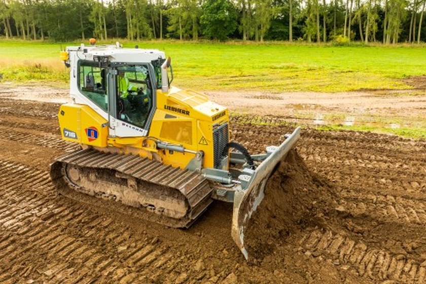 PR 716 G8 tại Kirriemuir, Vương quốc Anh